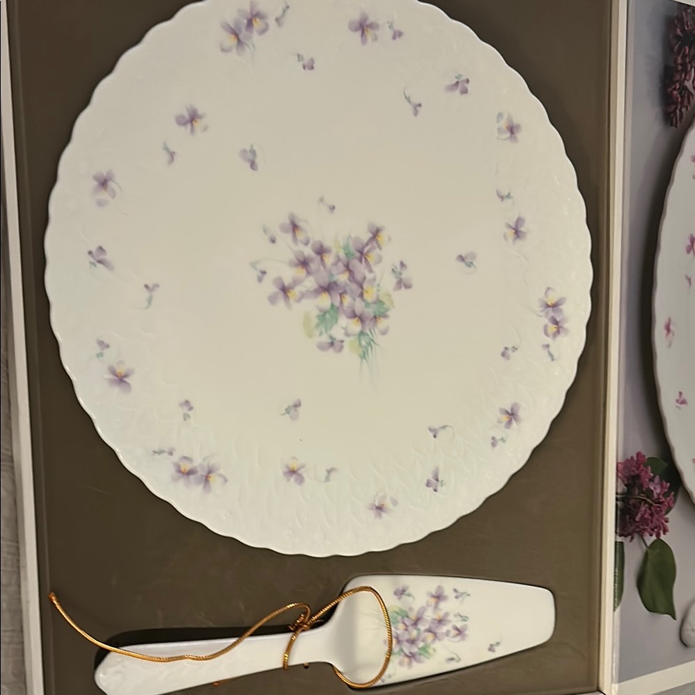 NIB Elegant Mikasa Bone China Plate and Server. Vintage 1990’s or earlier.